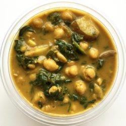 Potato, Spinach and Chickpea Curry